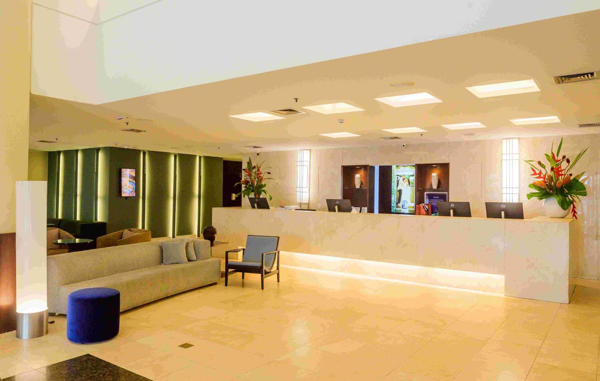 Hotel Luzeiros Fortaleza Exterior foto The lobby of the hotel